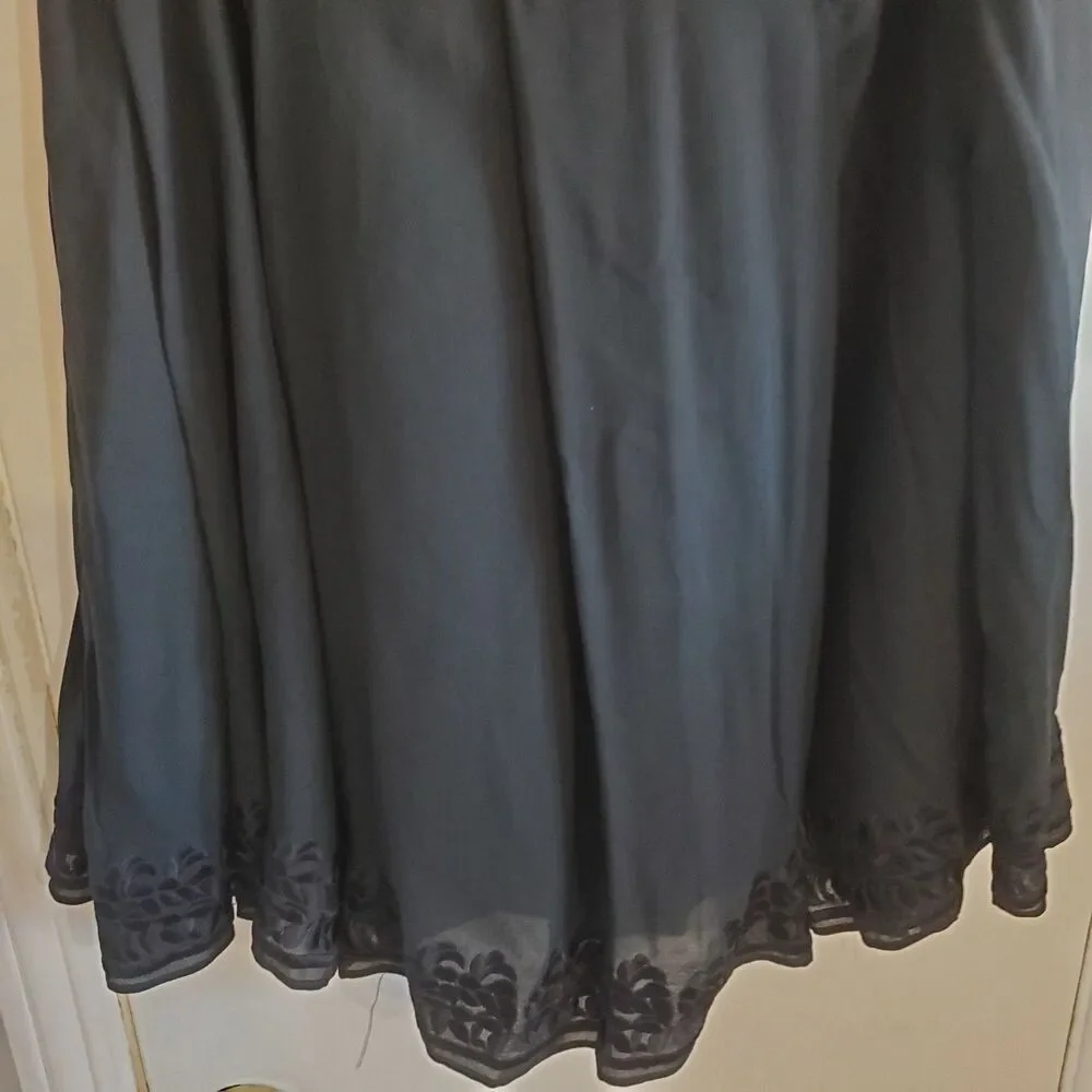 Realities 100% Silk Midi Pleated Skirt Embroidered Hem Whimsigoth Witchy Size 14